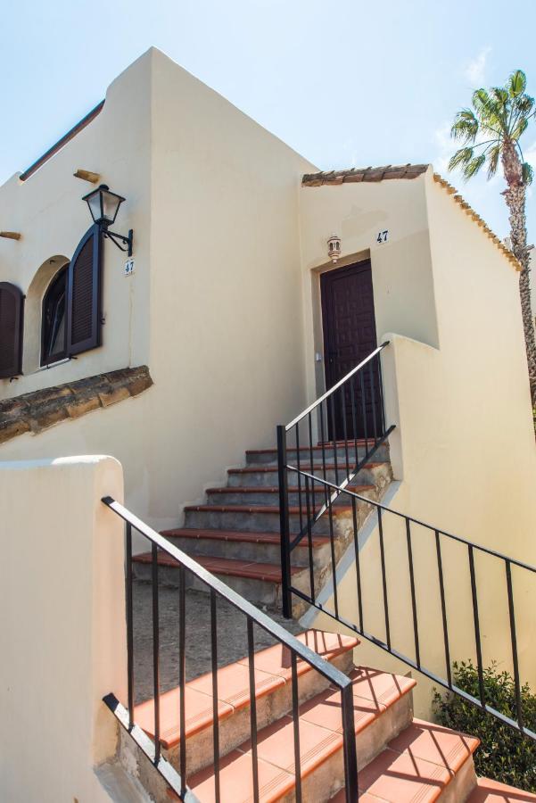 Luxurioese Und Grossraeumige Villa Mit Community Pool, Sicht Auf Das Mittelmeer Sowie Dem Mar Menor, La Manga Club Atamaria ภายนอก รูปภาพ